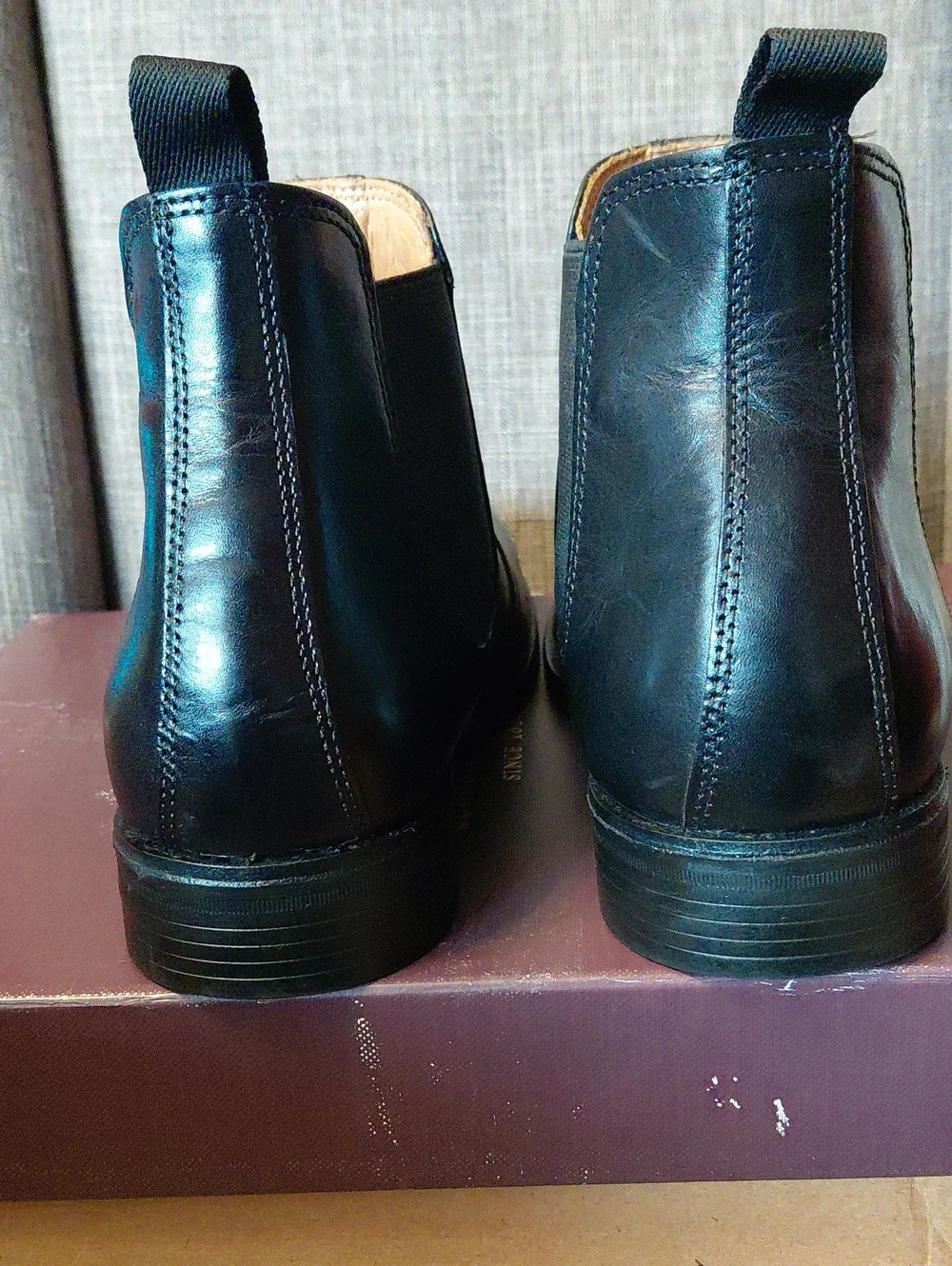Johnston & Murphy Men's Black Lewis Chelsea Leather Boot Size 8.5